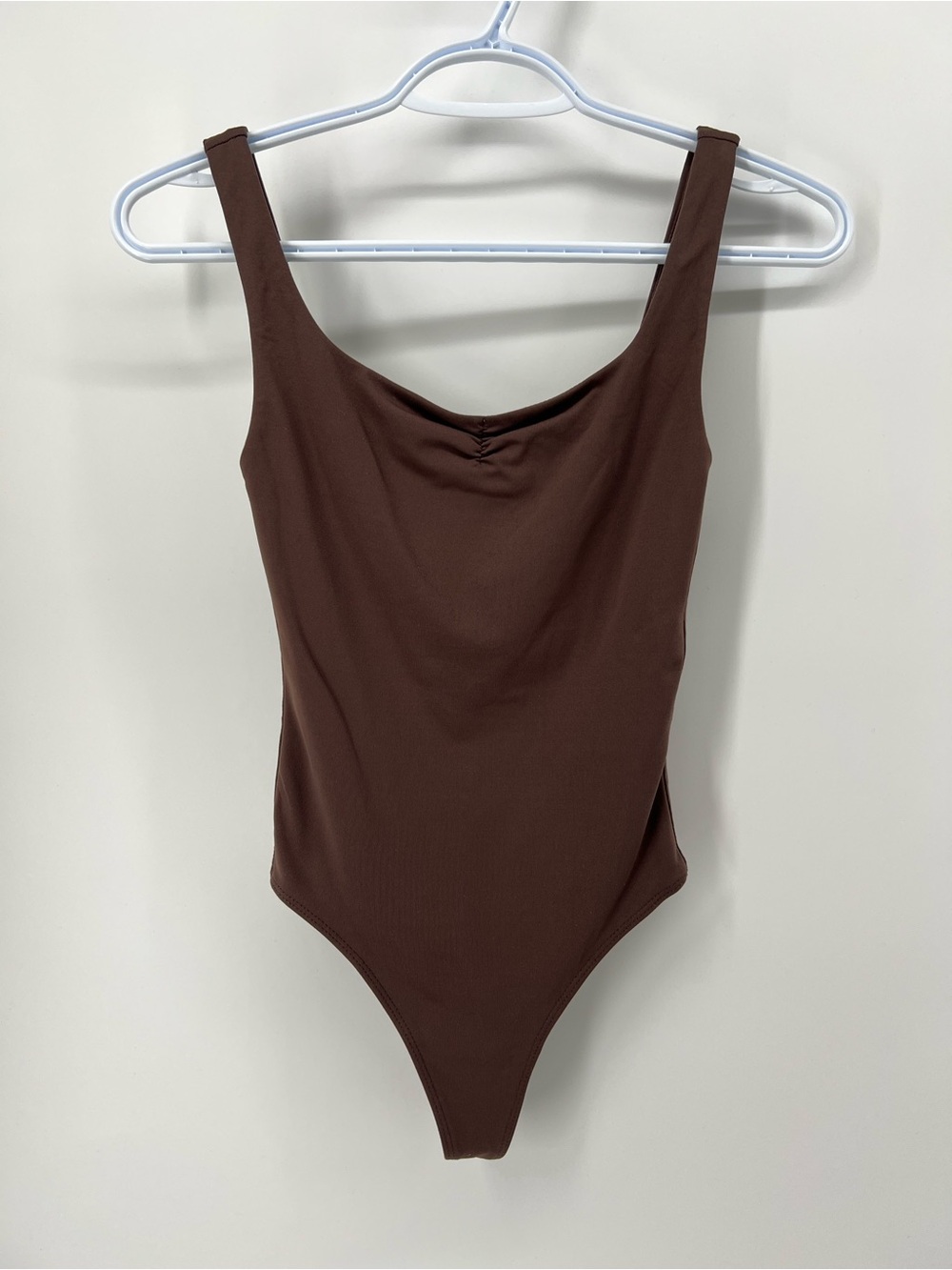 Aritzia Babaton Women’s XXS Rich Mocha Brown Sleeveless Sweetheart Bodysuit